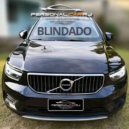 VOLVO XC40 1.5 T5 RECHARGE MOMENTUM GEARTRONIC